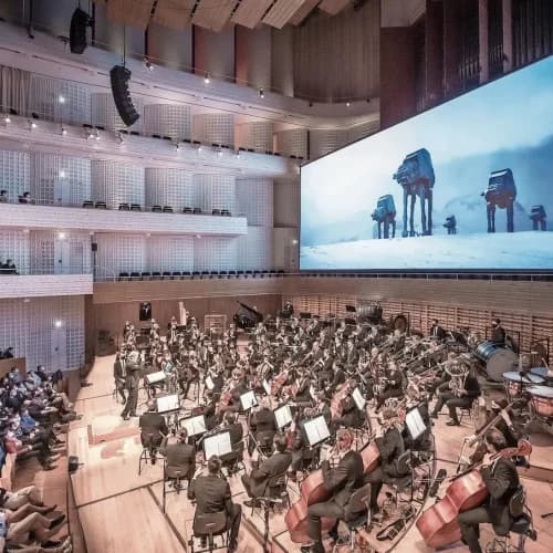 21st Century Orchestra spielt Filmmusik zu Star Wars – V